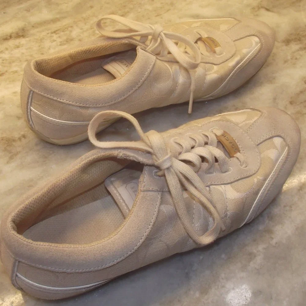 Coach Dillon Sneaker 9.5 - Picture 3 of 6